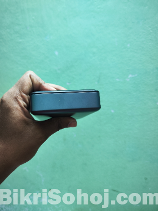 UGREEN POWER BANK 20000mah 67 wat